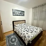 Roomy Lux Apartmant Appartement Podgorica