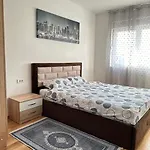 Roomy Lux Apartmant * Подгориця
