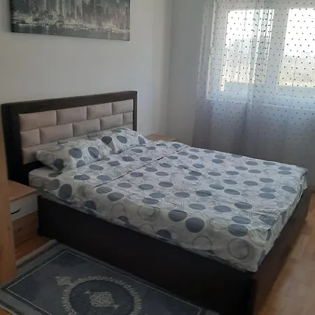 Roomy Lux Apartmant * ポドゴリツァ