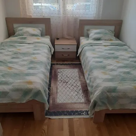 Roomy Lux Apartmant 아파트