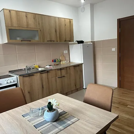 Roomy Lux Apartmant アパート *